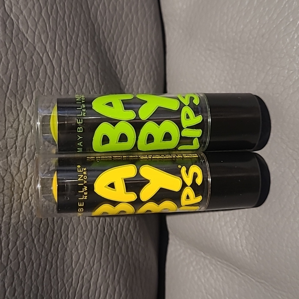 🌸3/$15🌸 Maybelline Baby Lips Moisturizing Balm - minty sheer & fierce n tangy